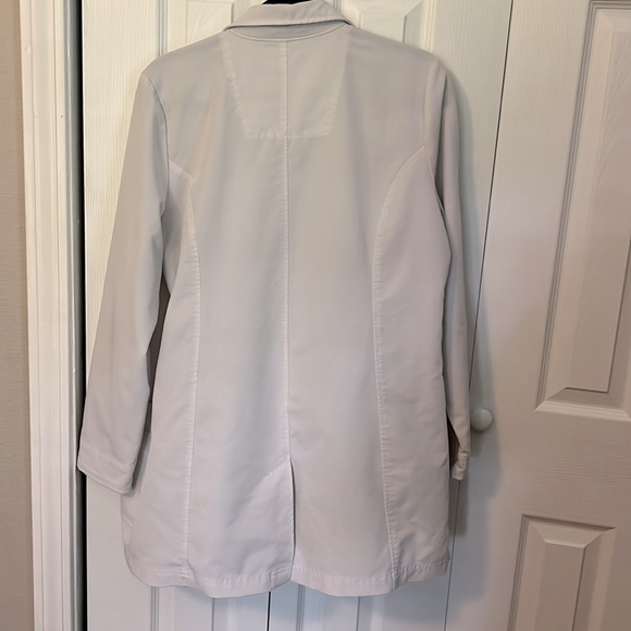 White Scrub Jacket M - Picture 6 of 6